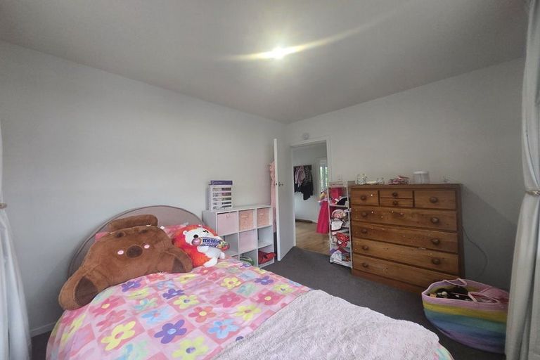 Photo of property in 10 Lucienne Place, Hillsborough, Christchurch, 8022