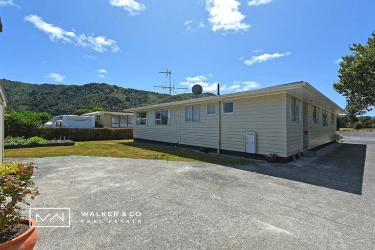 Photo of property in 123 California Drive, Totara Park, Upper Hutt, 5018