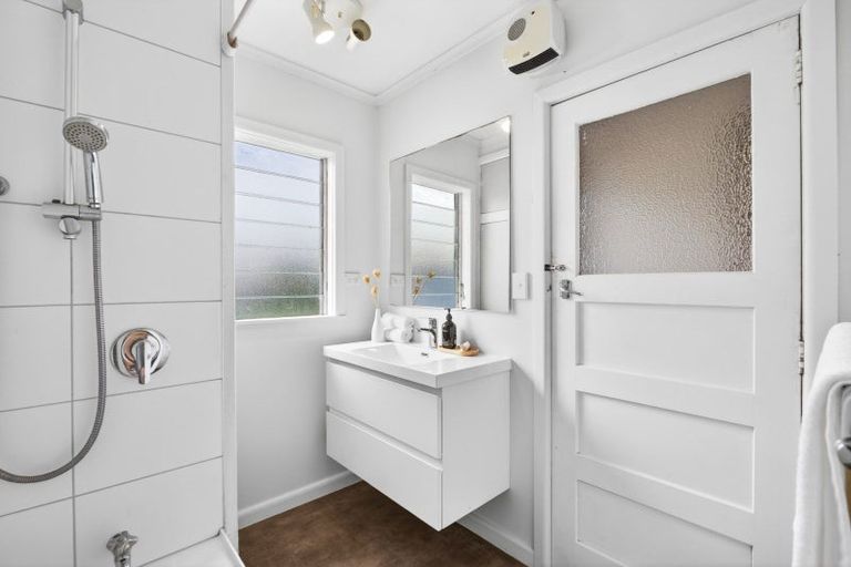 Photo of property in 36 Osier Road, Greenmeadows, Napier, 4112