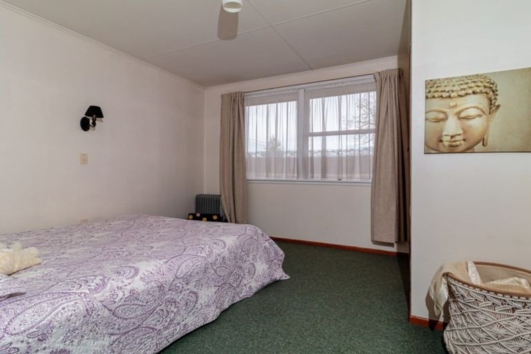 Photo of property in 2/306 Hastings Street South, Hastings, 4122