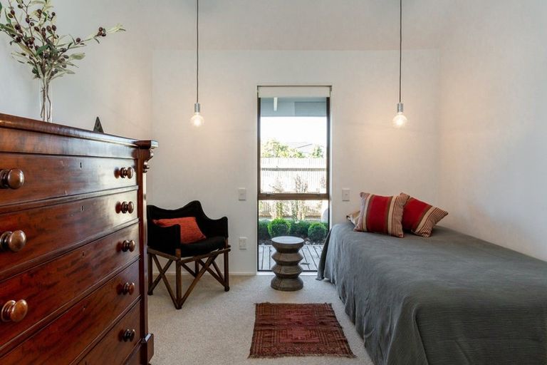 Photo of property in 120 Avondale Road, Taradale, Napier, 4112