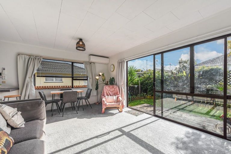 Photo of property in 2/42a Songer Street, Stoke, Nelson, 7011