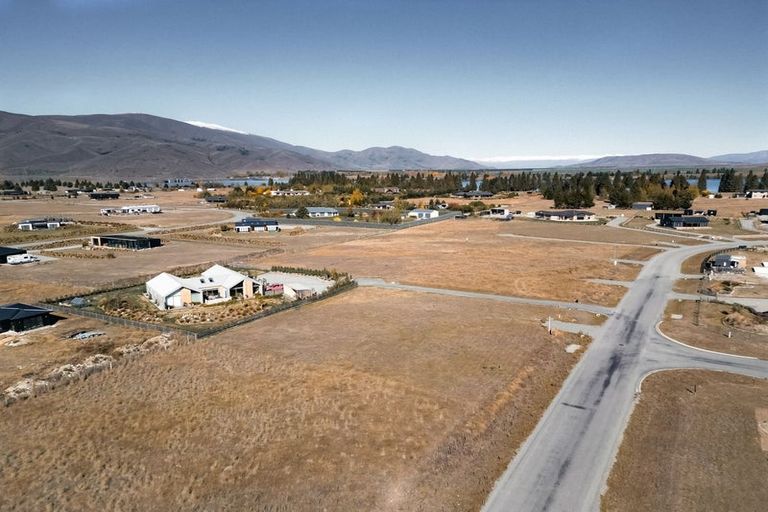 Photo of property in 19 Peak Drive, Twizel, 7901