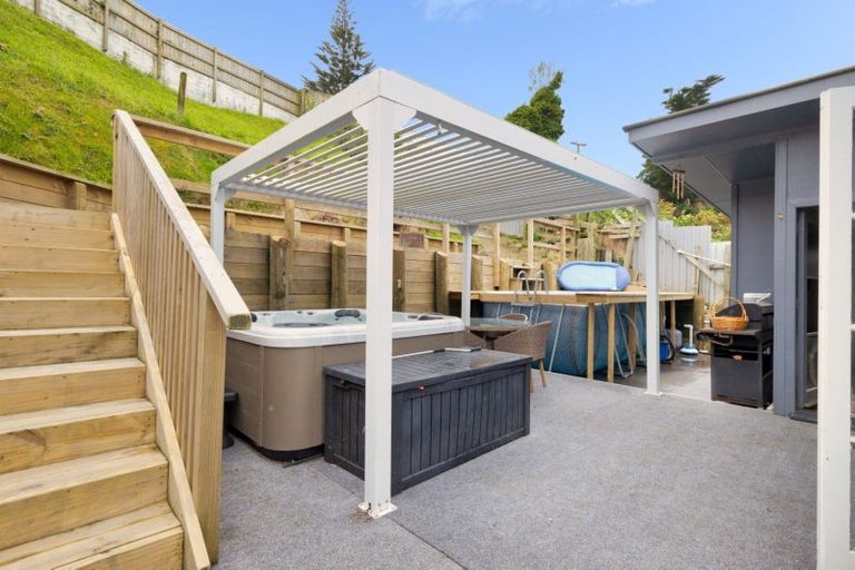 Photo of property in 16 Little Waihi Road, Maketu, 3189