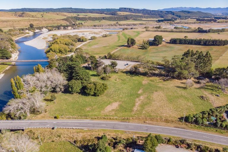 Photo of property in 1231 Clifden Highway, Orawia, Otautau, 9691