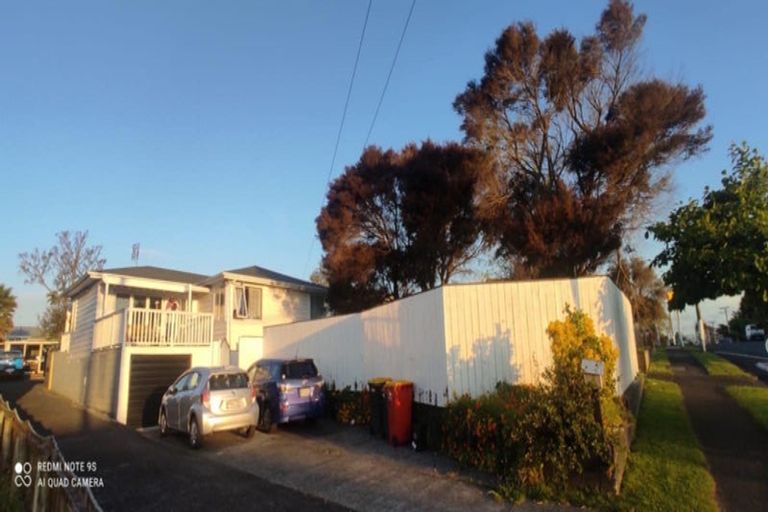 Photo of property in 1/24 Churchill Avenue, Manurewa, Auckland, 2102