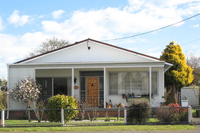 Photo of property in 9 Mitchell Street, Waipukurau, 4200