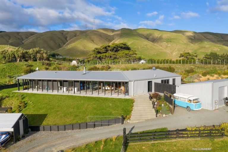 Photo of property in 823 Ohariu Valley Road, Ohariu, Wellington, 6037