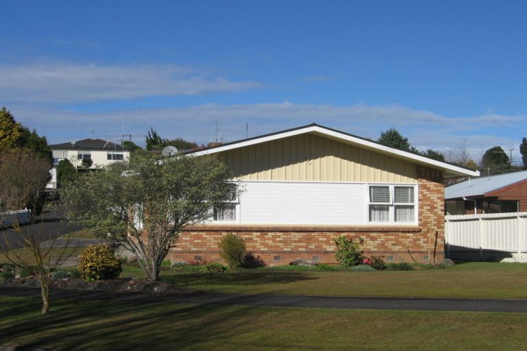 Photo of property in 33 Hinton Avenue, Forest Lake, Hamilton, 3200