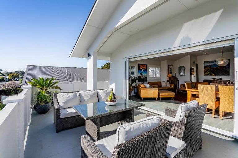 Photo of property in 39 Gaine Street, New Plymouth, 4310