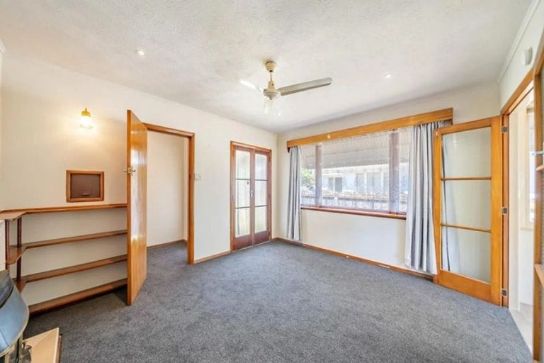 Photo of property in 8 Hall Grove, Ebdentown, Upper Hutt, 5018