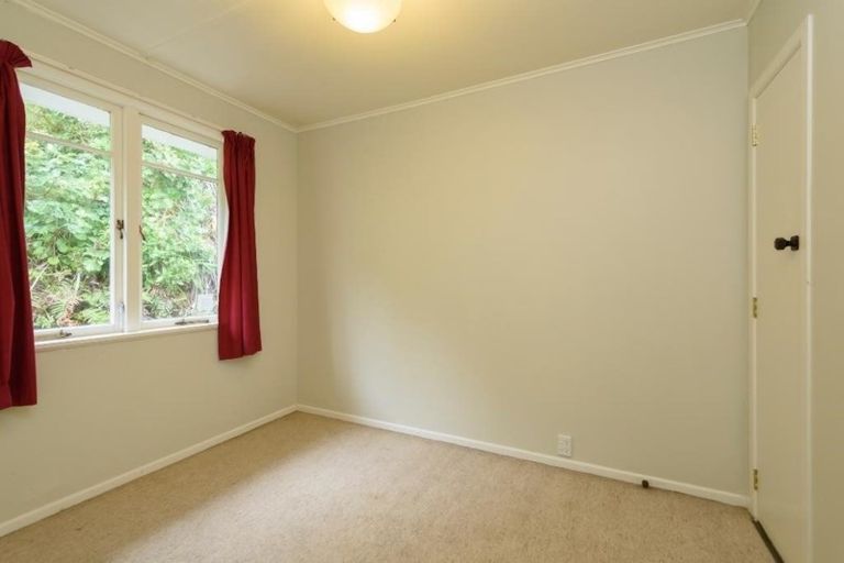 Photo of property in 29 Bedford Street, Northland, Wellington, 6012