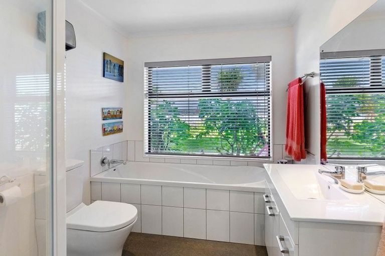 Photo of property in 9 Ludlam Way, Otaki, 5512