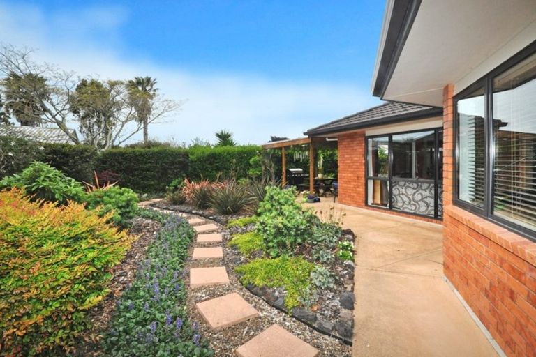 Photo of property in 6 O'sullivan Place, Waiuku, 2123