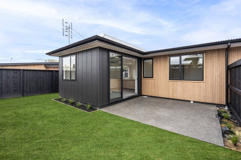 Photo of property in 23u2 Challinor Street, Pukete, Hamilton, 3200