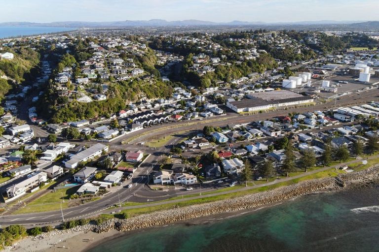 Photo of property in 2 Kenny Avenue, Ahuriri, Napier, 4110