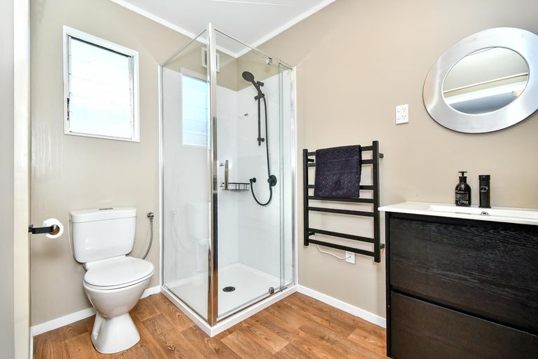 Photo of property in 24 Magnolia Avenue, Opaheke, Papakura, 2113