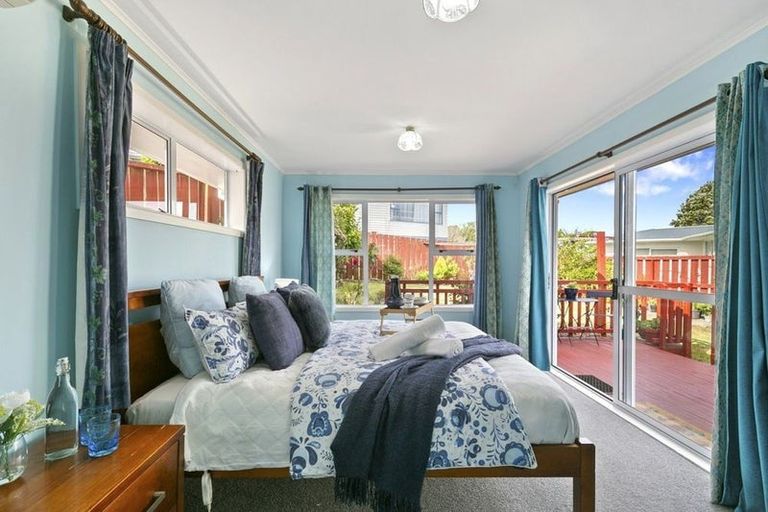 Photo of property in 10 Erris Street, Johnsonville, Wellington, 6037