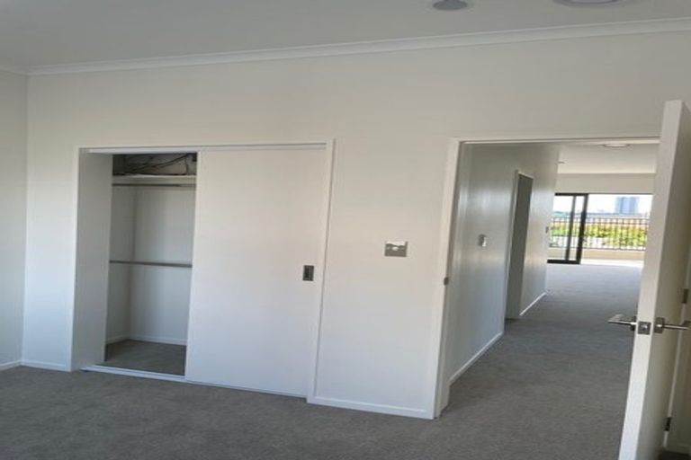 Photo of property in 4/1 Coral Tree Avenue, Wiri, Auckland, 2104