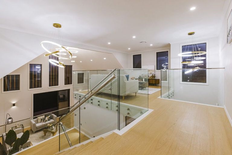 Photo of property in 28 Catalina Avenue, Rosehill, 2113