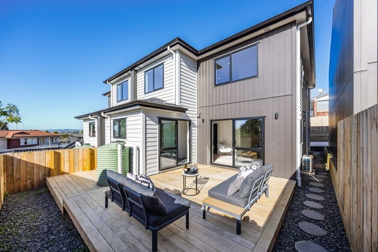 Photo of property in 4d Glenmore Road, Sunnyhills, Auckland, 2010