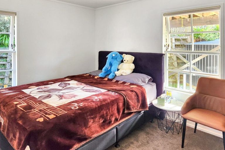 Photo of property in 21 Gainsborough Grove, Belmont, Lower Hutt, 5010