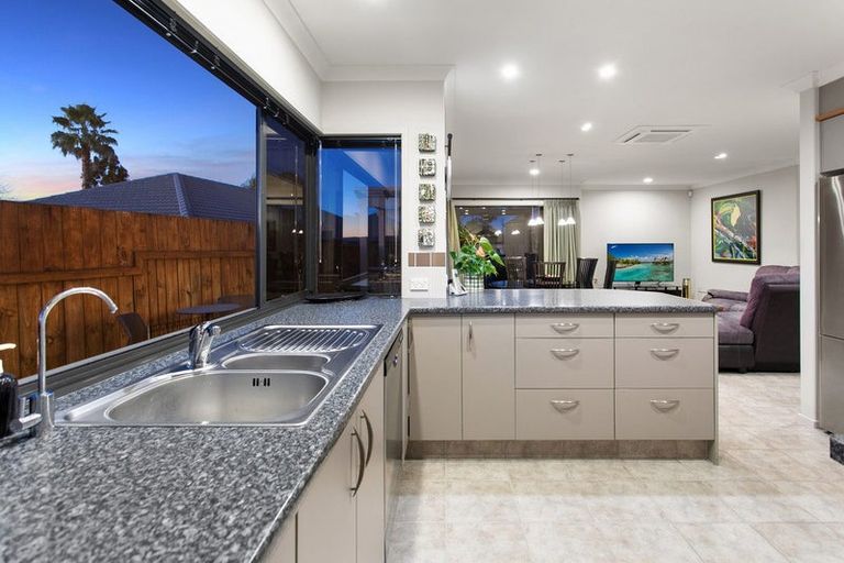 Photo of property in 6 Amarillo Place, Ohauiti, Tauranga, 3112