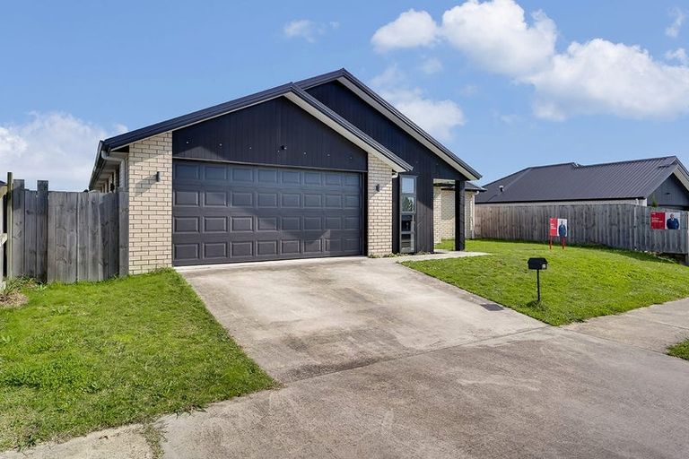 Photo of property in 22 Inuwai Street, Glenview, Hamilton, 3206