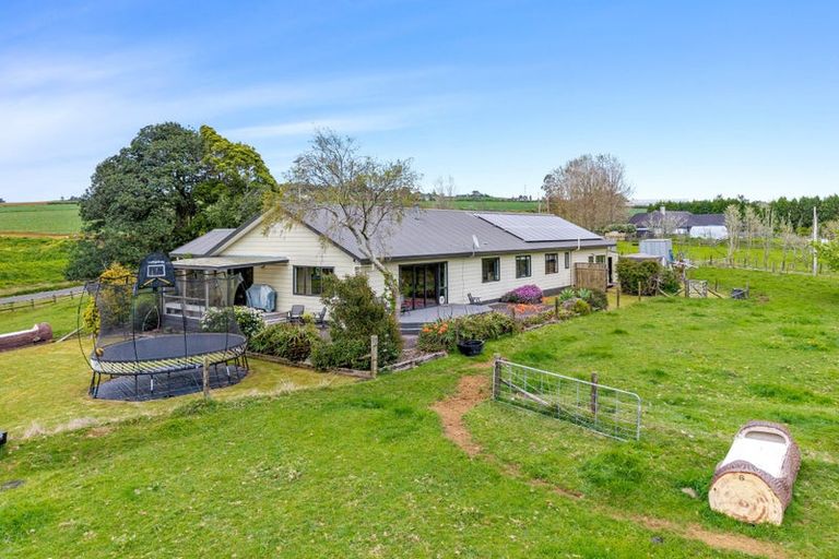 Photo of property in 90 Fahey Road, Bombay, 2675