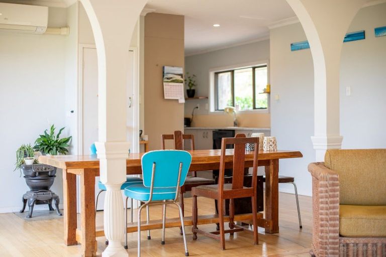 Photo of property in 4 Maungatawhiri Road, Raglan, 3295