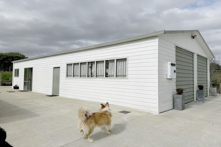 Photo of property in 78c Hyland Place, Waiuku, 2681