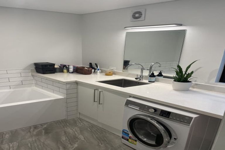 Photo of property in 13 Nugget Avenue, Hobsonville, Auckland, 0616