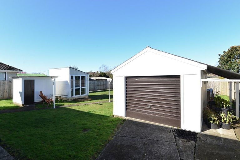 Photo of property in 40 Montgomery Crescent, Bader, Hamilton, 3206