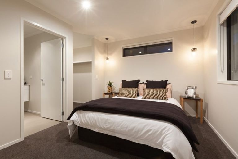 Photo of property in 4 Len Hale Place, Parklands, Christchurch, 8083