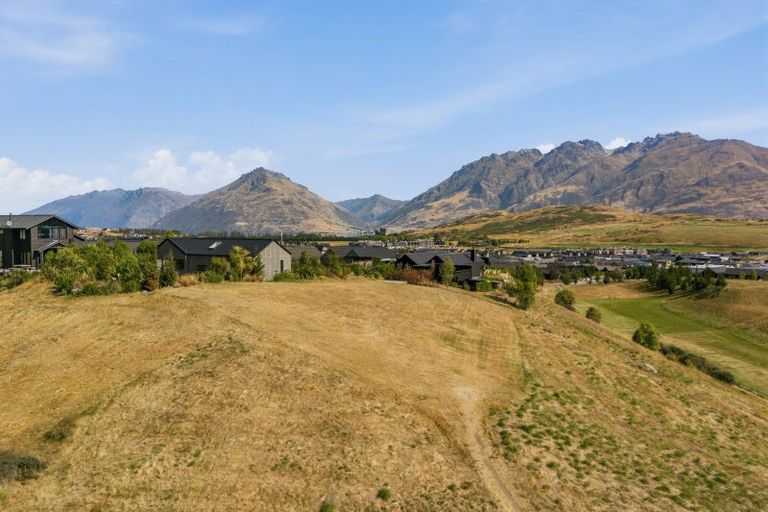 Photo of property in 6 Wanderer Lane, Jacks Point, Queenstown, 9371