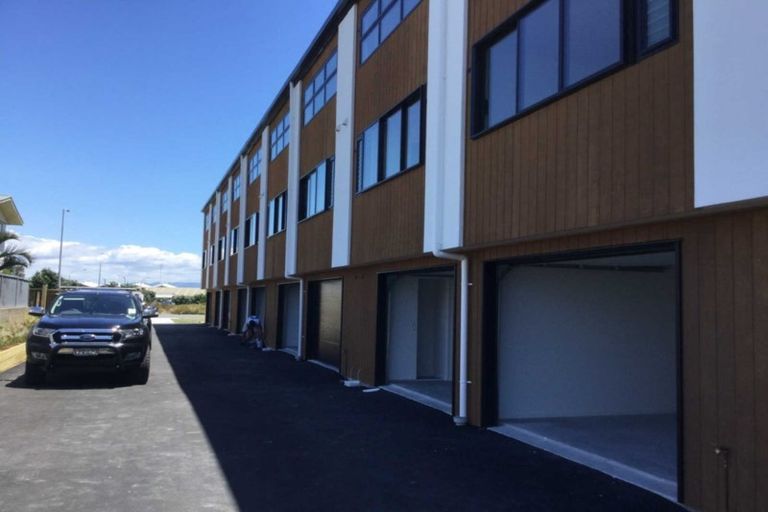 Photo of property in 10/63 Tawa Street, Mount Maunganui, 3116