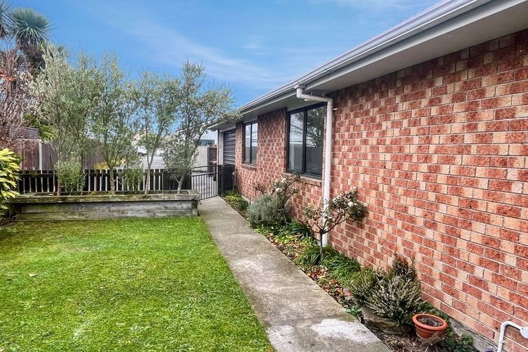 Photo of property in 35 Harker Street, Spreydon, Christchurch, 8024