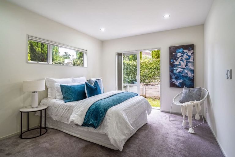 Photo of property in 46 Raleigh Road, Northcote, Auckland, 0627