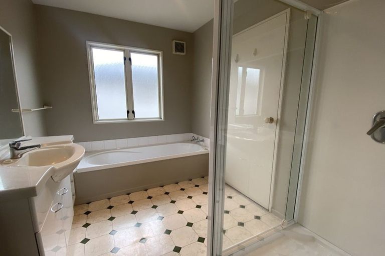 Photo of property in 35 Parade Court, Addington, Christchurch, 8024