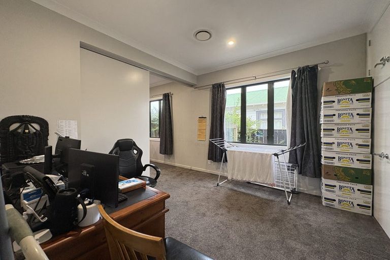 Photo of property in 99 Cook Street, West End, Palmerston North, 4410