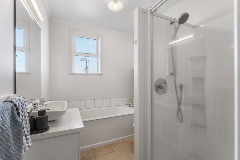 Photo of property in 1/5 Hinemoa Avenue, Taupo, 3330