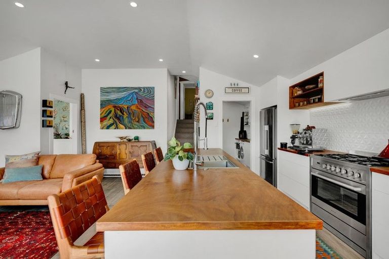 Photo of property in 39 Gaine Street, New Plymouth, 4310