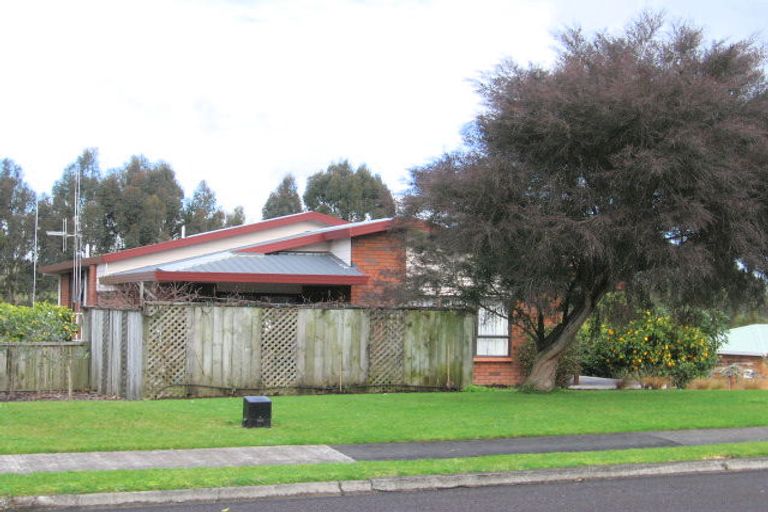 Photo of property in 92 Sunnyhills Avenue, Glenview, Hamilton, 3206