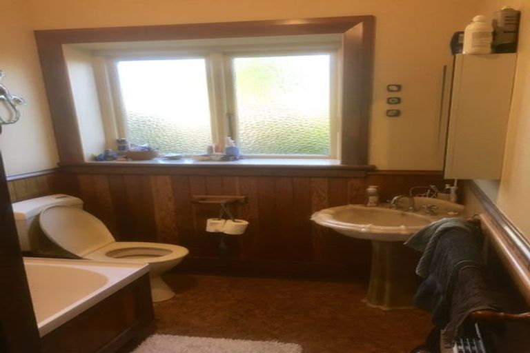 Photo of property in 6 Borthwick Street, Kenmure, Dunedin, 9011