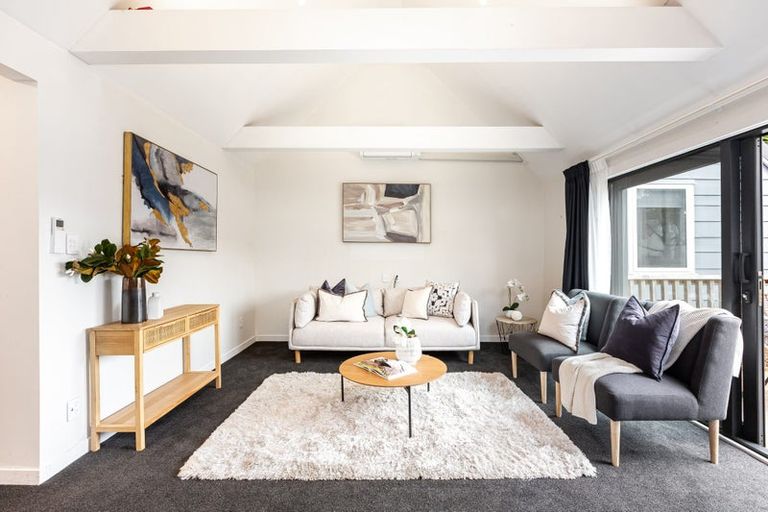 Photo of property in 7b Central Terrace, Alicetown, Lower Hutt, 5010