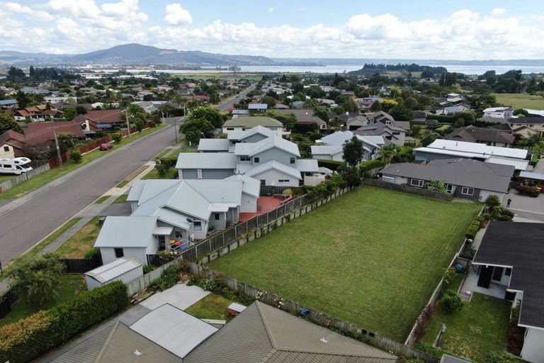 Photo of property in 10 Devoy Drive, Owhata, Rotorua, 3010