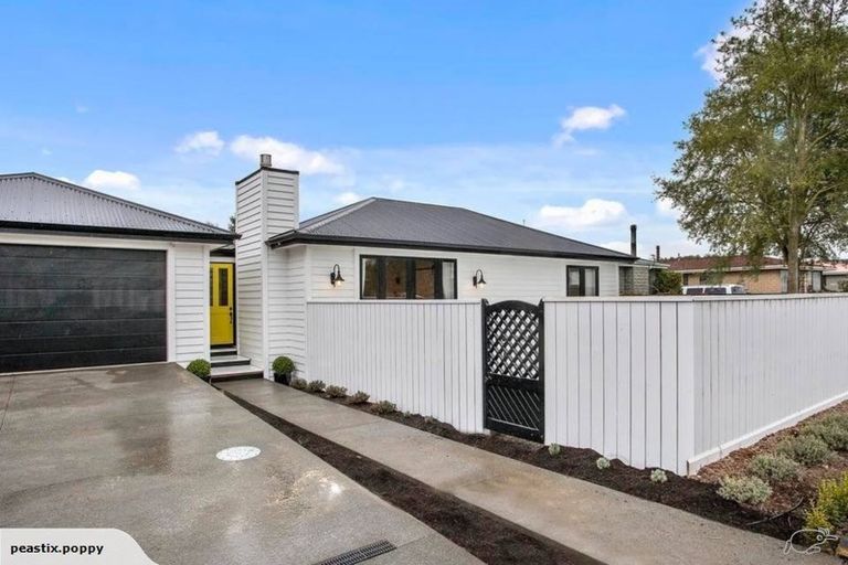 Photo of property in 23 Blakes Road, Prebbleton, 7604