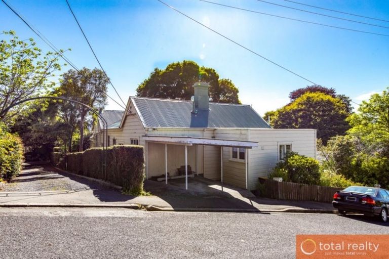 Photo of property in 37 Garfield Avenue, Roslyn, Dunedin, 9010