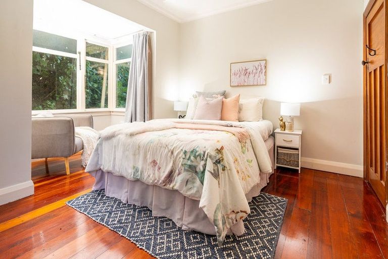 Photo of property in 154 Grafton Road, Roseneath, Wellington, 6011