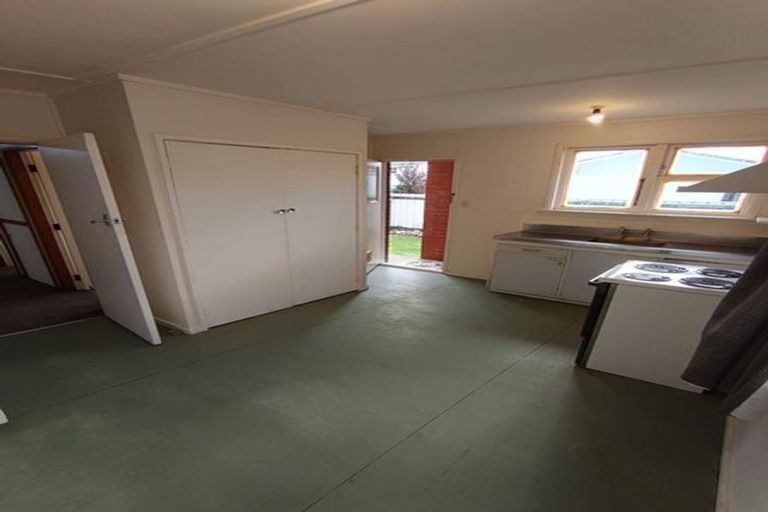 Photo of property in 2 Joseph Grove, Elderslea, Upper Hutt, 5018